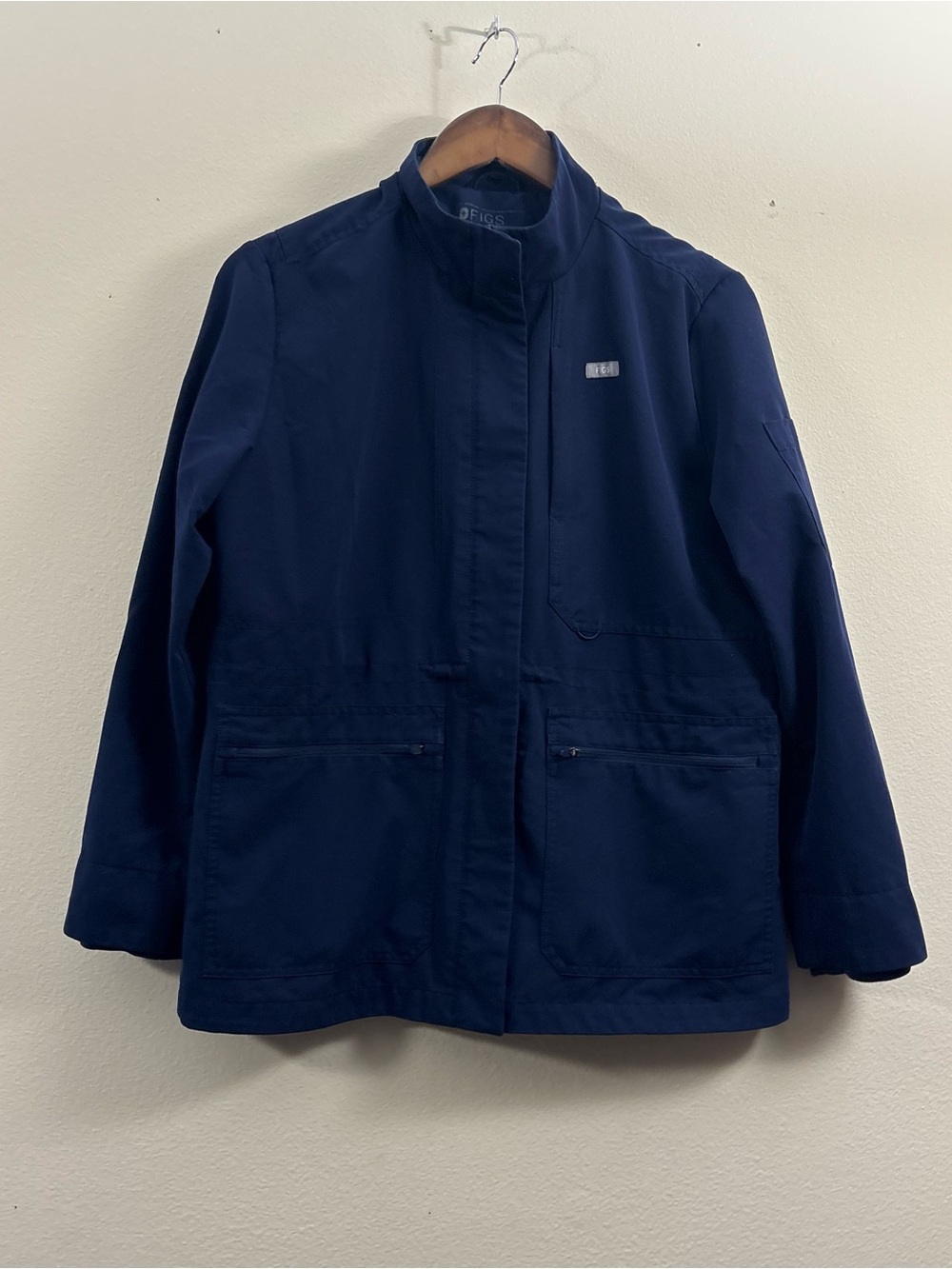 FIGS Page Scrub Jacket womens M navy blue nurse dental vet healthcare outerwear